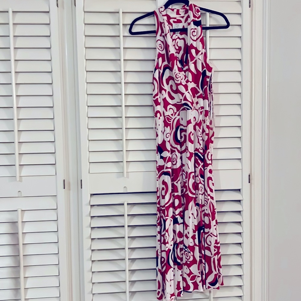 SUZI CHIN Maggy Boutique! Only wore one time! Size 10, sleeveless, it’s classy!